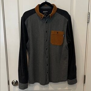 KAVU Men's button down collar shirt